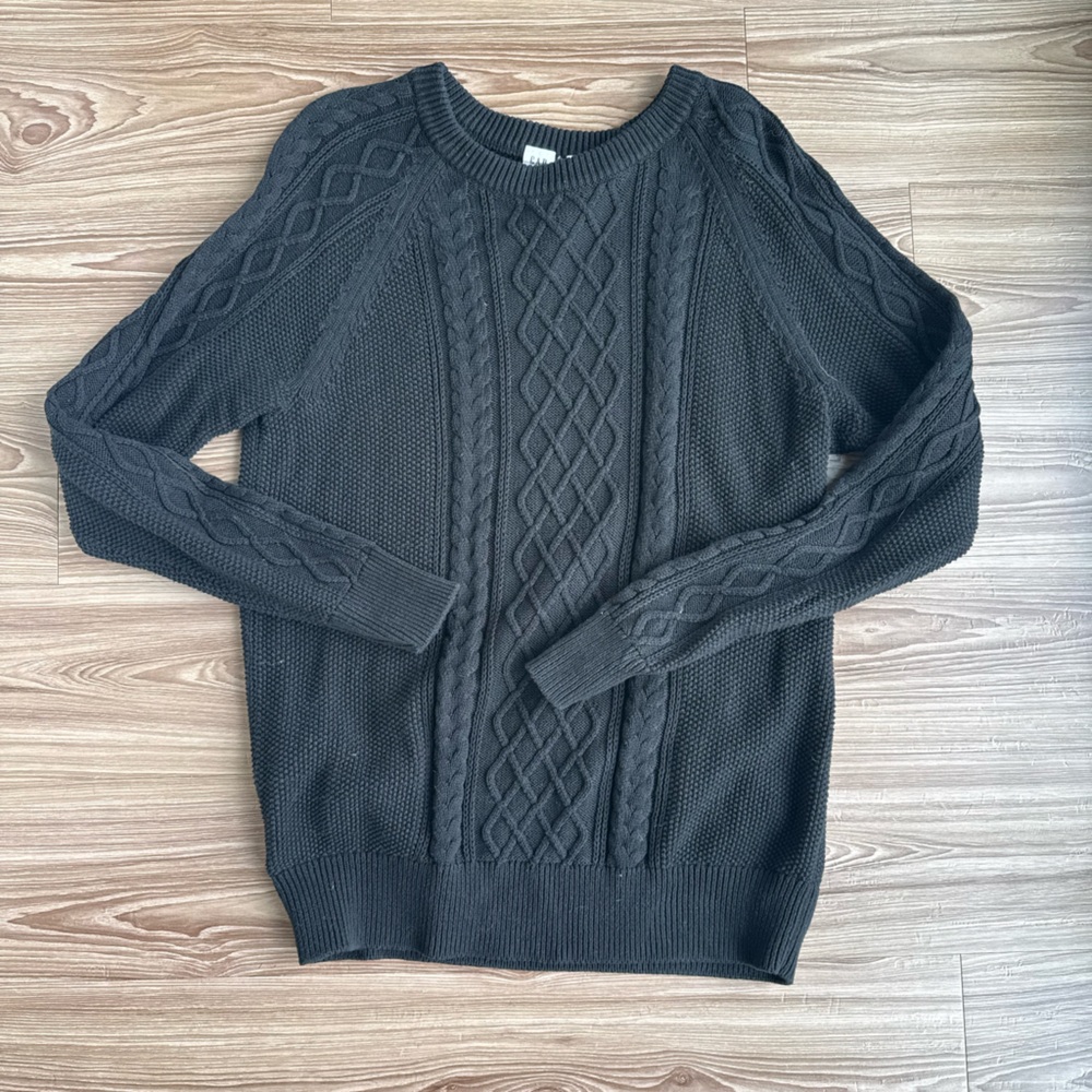 GAP Black Cable Knit Sweater – Women’s Size Large